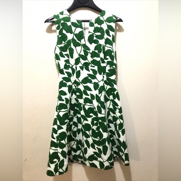 Kate Spade Quilted Garden Leaves Pique A-Line Dress, Green, Size 2! - Picture 6 of 10